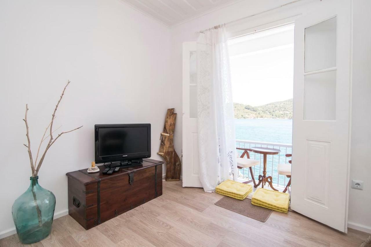 Cavos Seaside House Villa Vathí Kültér fotó