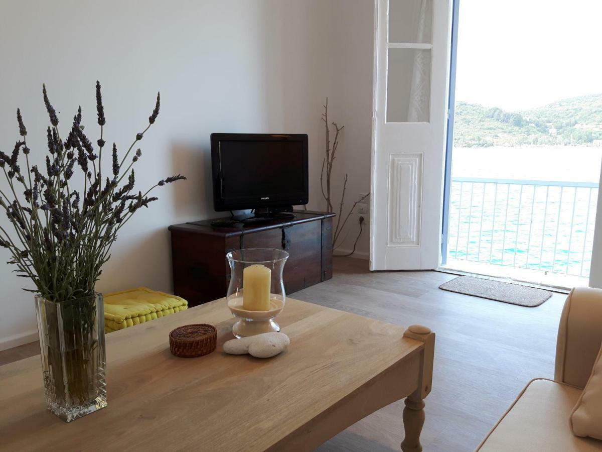 Cavos Seaside House Villa Vathí Kültér fotó